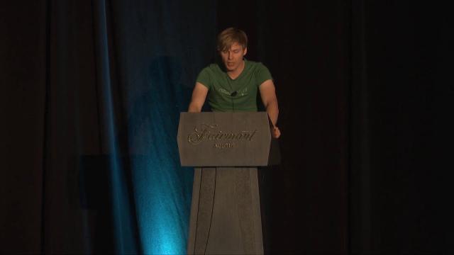 Thomas Lin Pedersen | gganimate live cookbook | RStudio (2019)